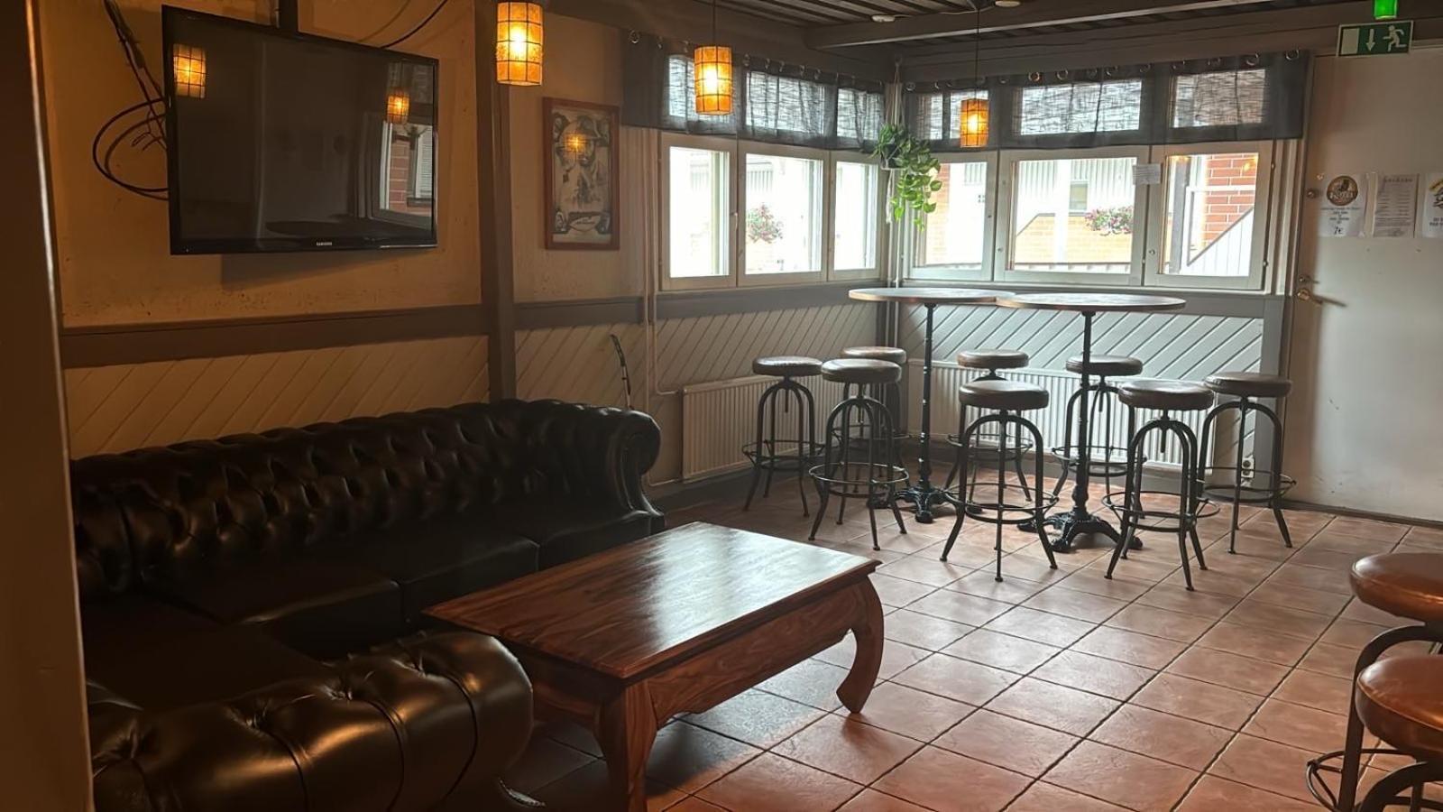 Hotelli Ravintola Tiilikka Rautavaara Buitenkant foto