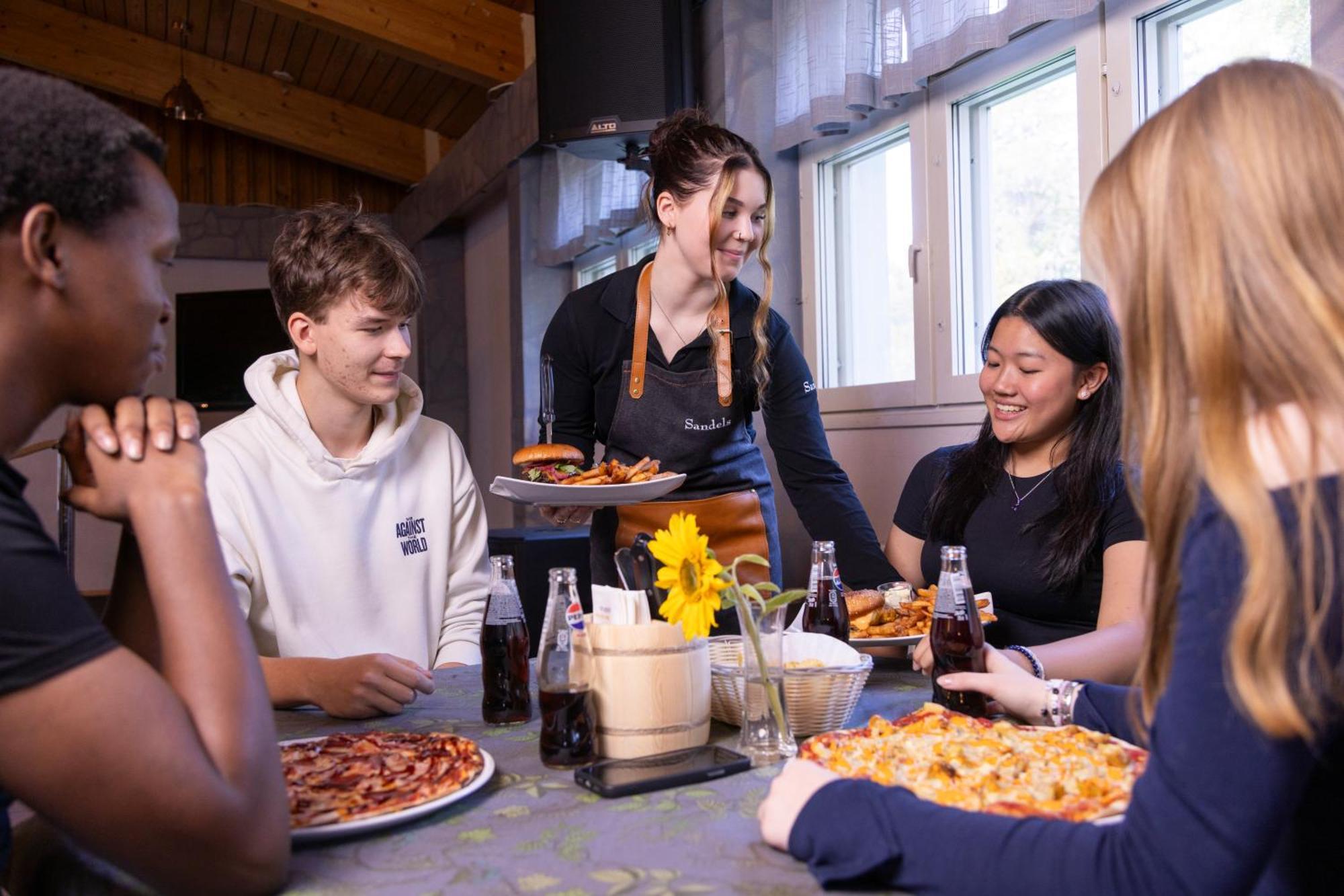 Hotelli Ravintola Tiilikka Rautavaara Buitenkant foto