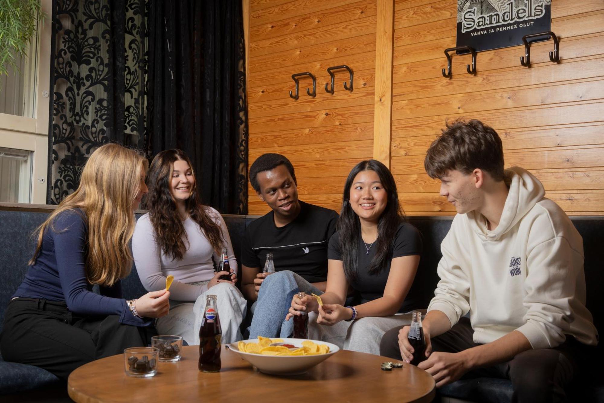 Hotelli Ravintola Tiilikka Rautavaara Buitenkant foto