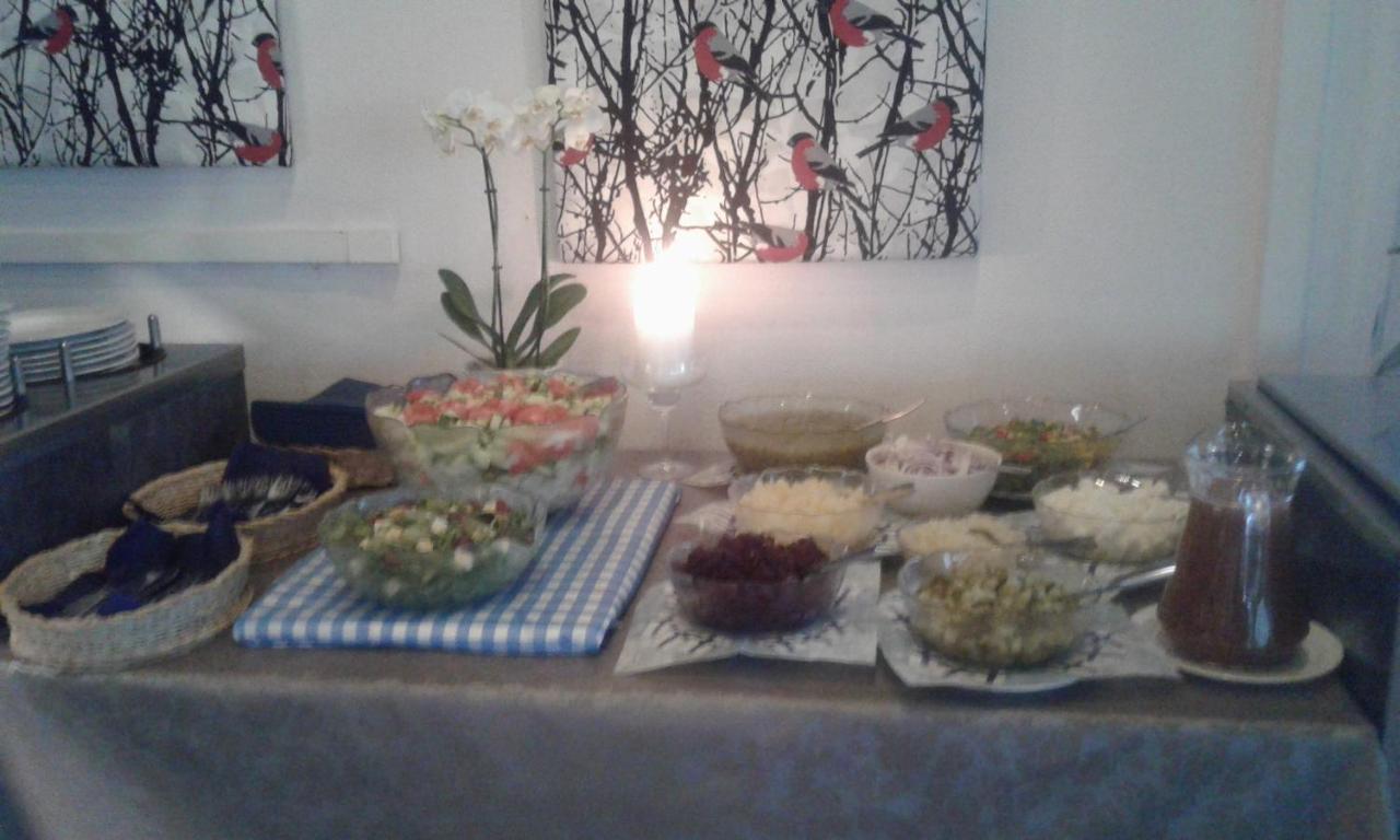 Hotelli Ravintola Tiilikka Rautavaara Buitenkant foto